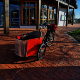 Lastenrad von der Bürgerstiftung Obermichelbach gespendet